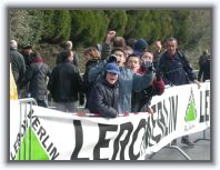 DZ197 * 2272 x 1704 * (698KB)